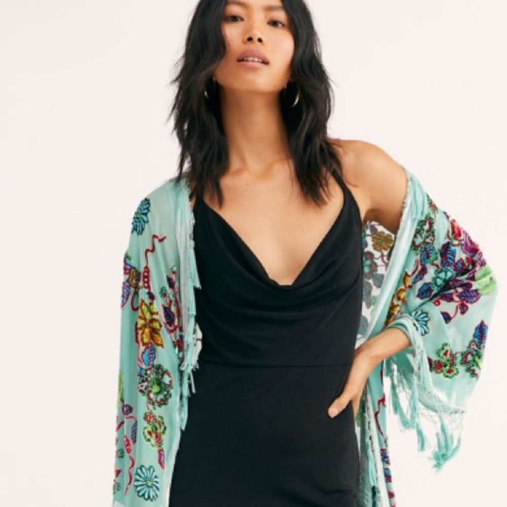 Free People Sweet Leaf Burnout Floral Embroidered Kimono with Fringe. OS NWT - Picture 5 of 9